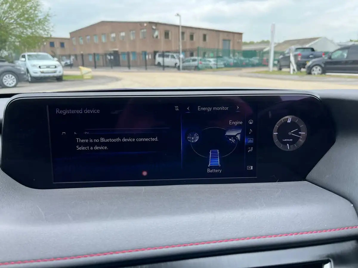 2019-lexus-ux-250h-20-f-sport-premium-plus-pack-big-15