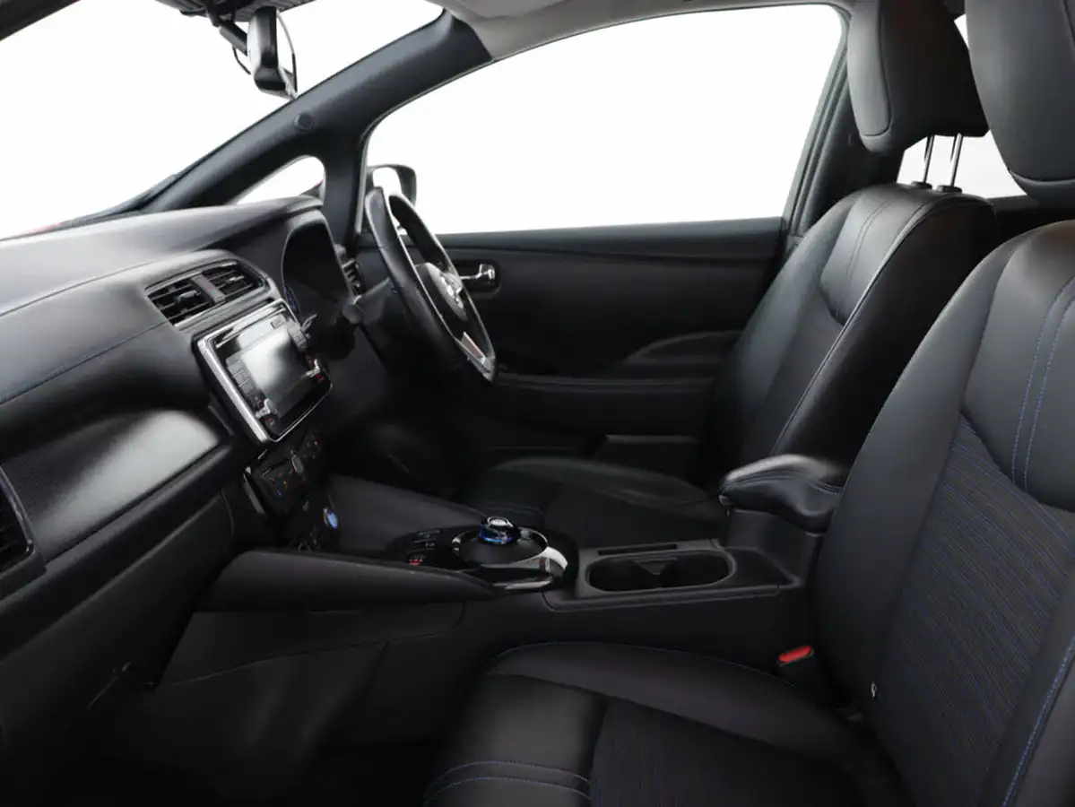 2019-nissan-leaf-e-n-connecta-big-31