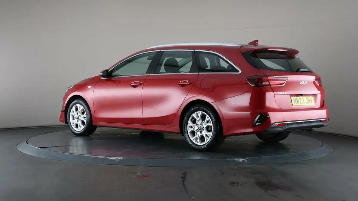 2023-kia-ceed-15-t-gdi-2-158bhp-sportswagon-big-64