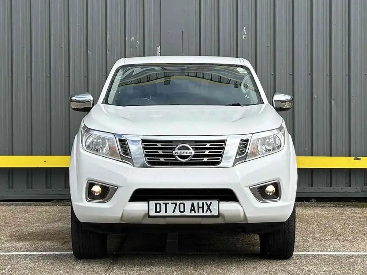 2021-nissan-navara-23dci-tt-n-connecta-8-navi-big-1