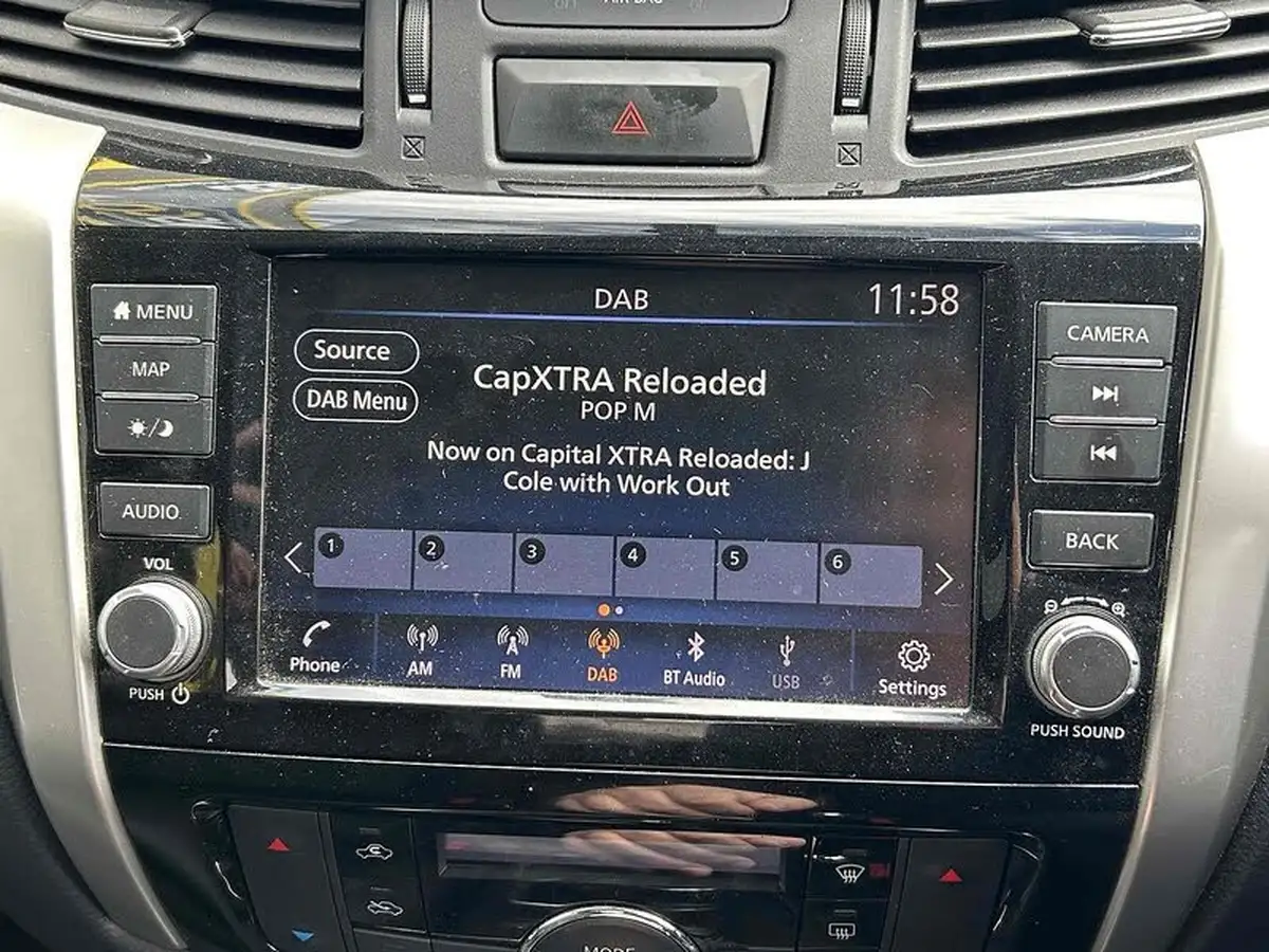 2021-nissan-navara-23dci-tt-n-connecta-8-navi-big-26