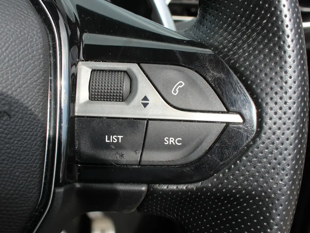 2019-peugeot-5008-suv-12-puretech-gt-line-premium-eat8-big-52