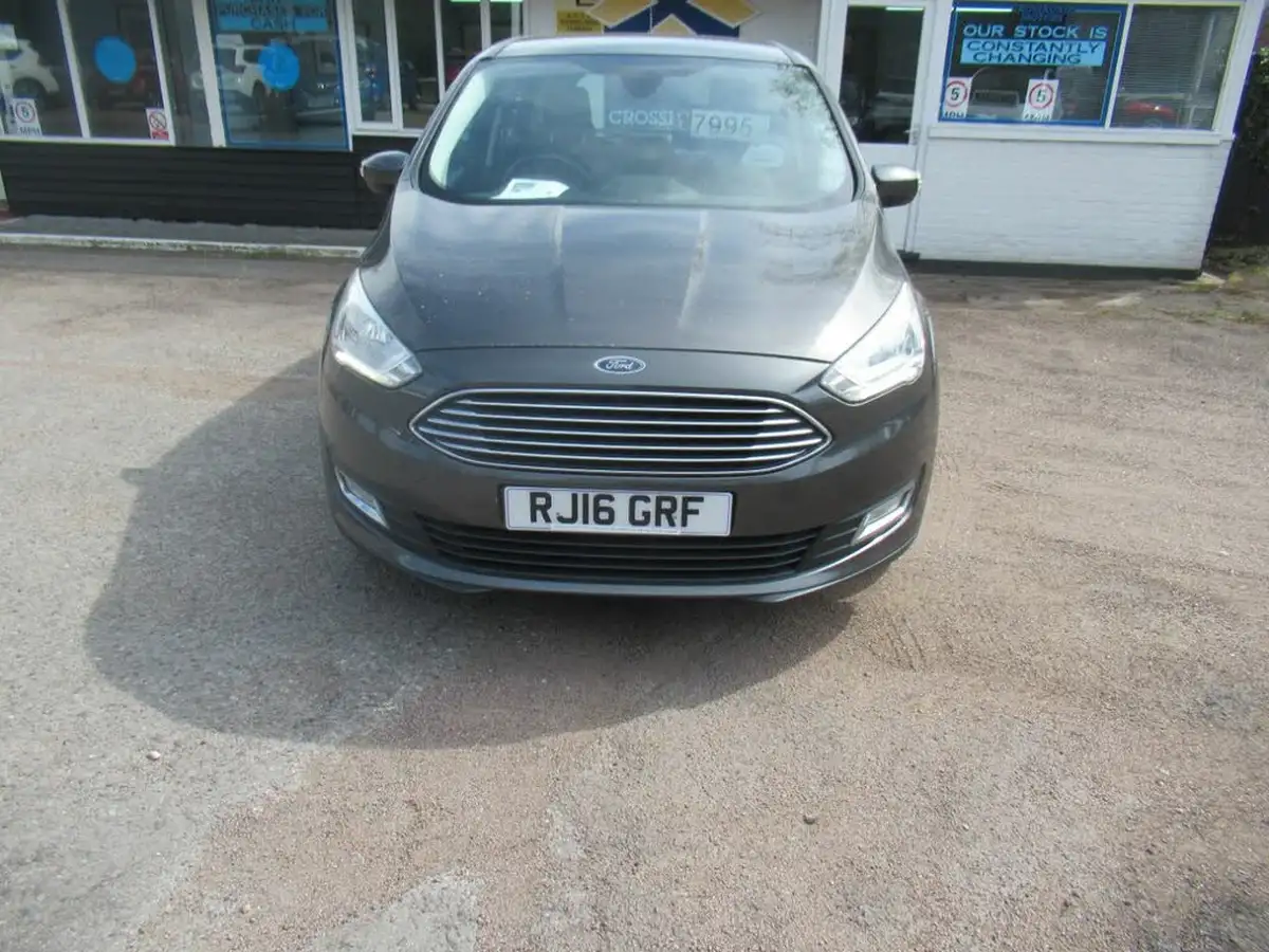 2016-ford-grand-c-max-15tdci-titanium-big-7