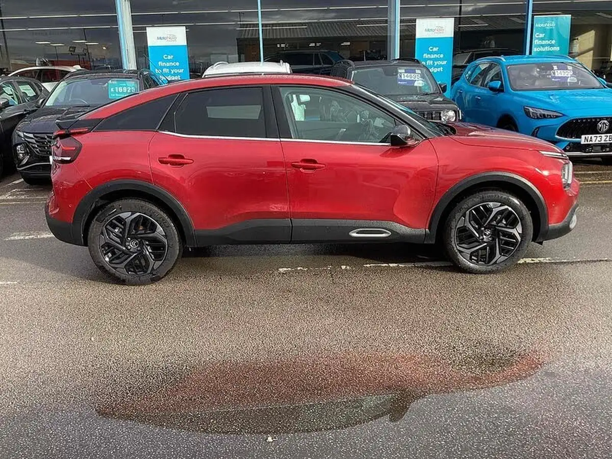 2021-citroen-c4-12-puretech-shine-plus-130ps-big-7