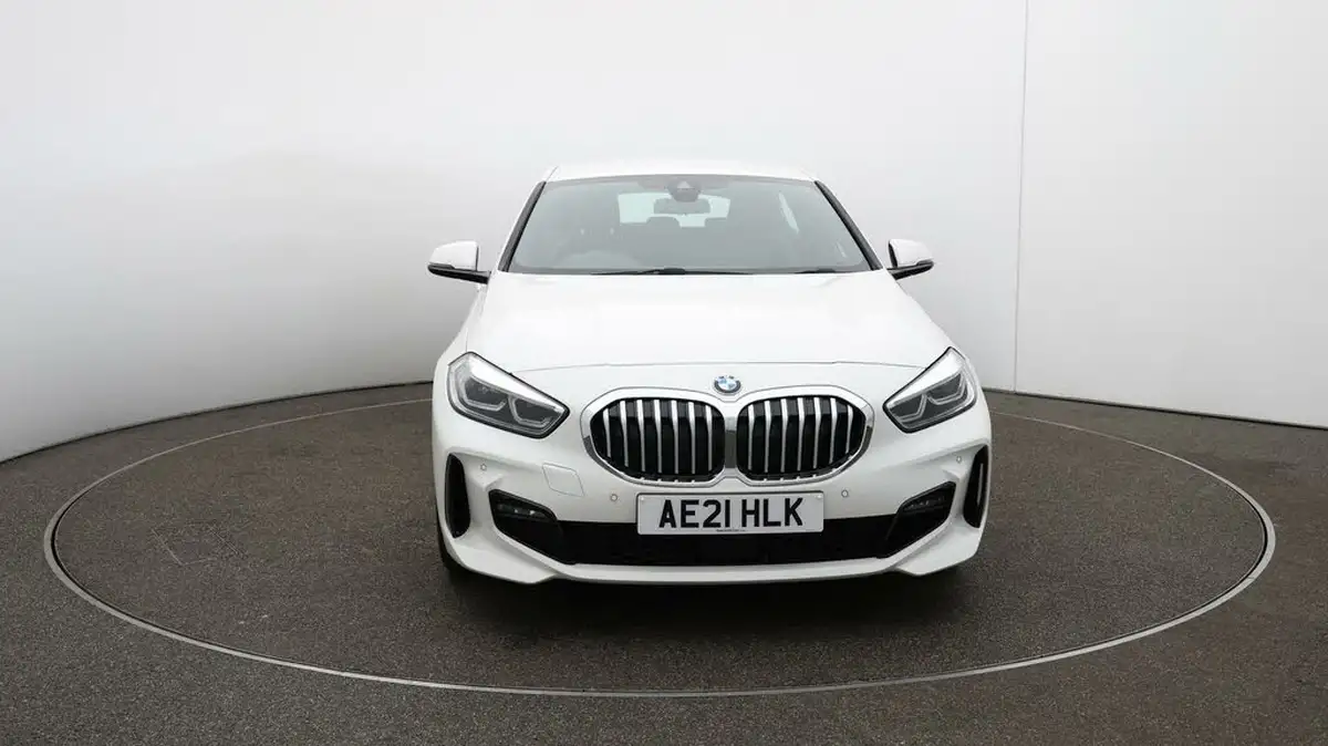 2021-bmw-1-series-15-118i-m-sport-lcp-big-2