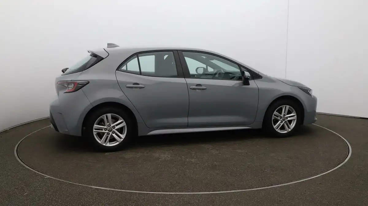 2022-toyota-corolla-18-vvt-i-icon-120bhp-trk-hatchback-5d-big-43