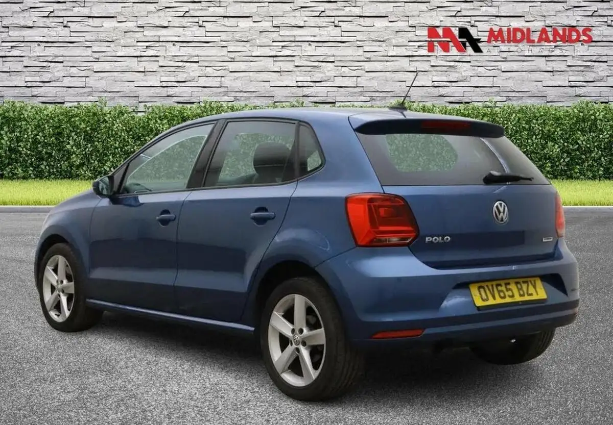 2015-volkswagen-polo-10-tsi-sel-5d-big-1