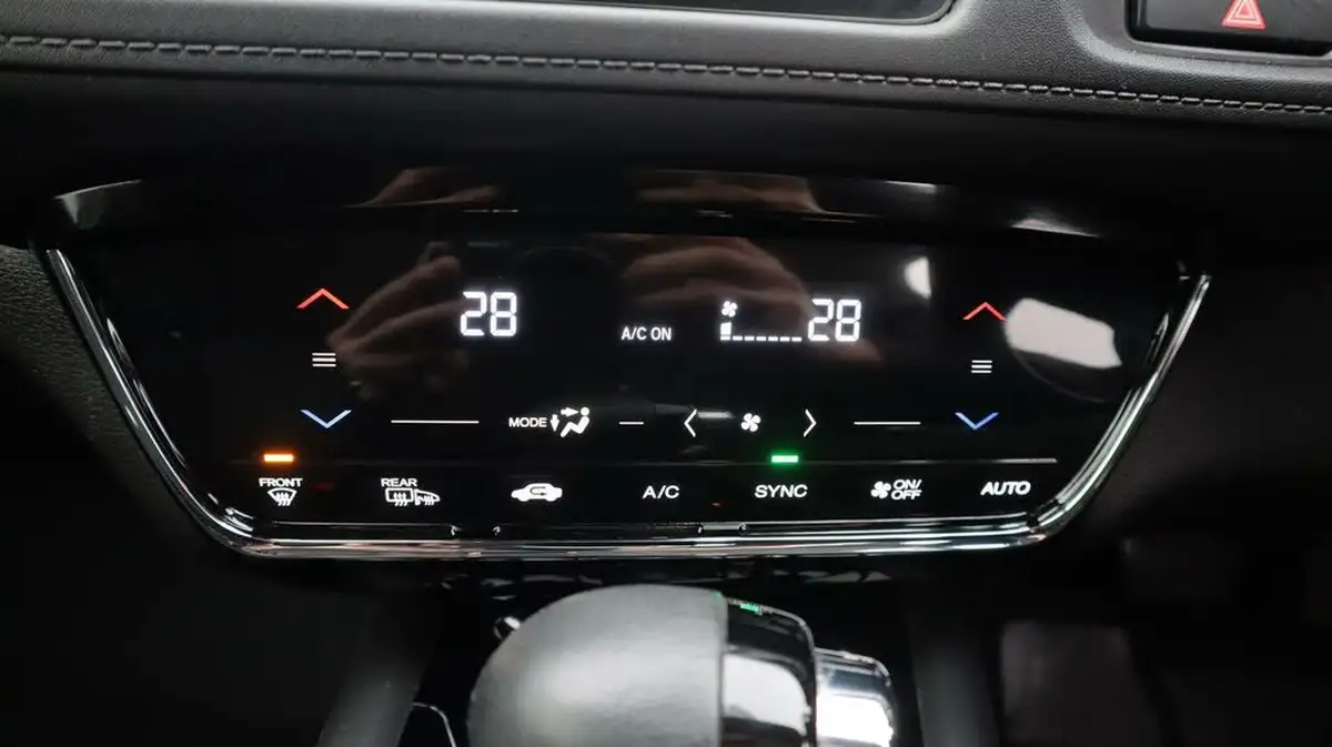 2019-honda-hr-v-15-i-vtec-se-cvt-big-11