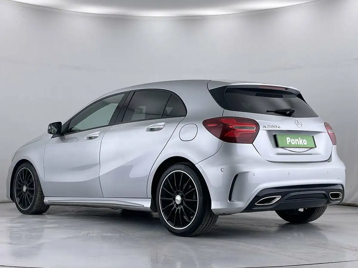 2016-mercedes-benz-a-class-21d-a200d-amg-line-136ps-premiumss-7g-dct-big-2
