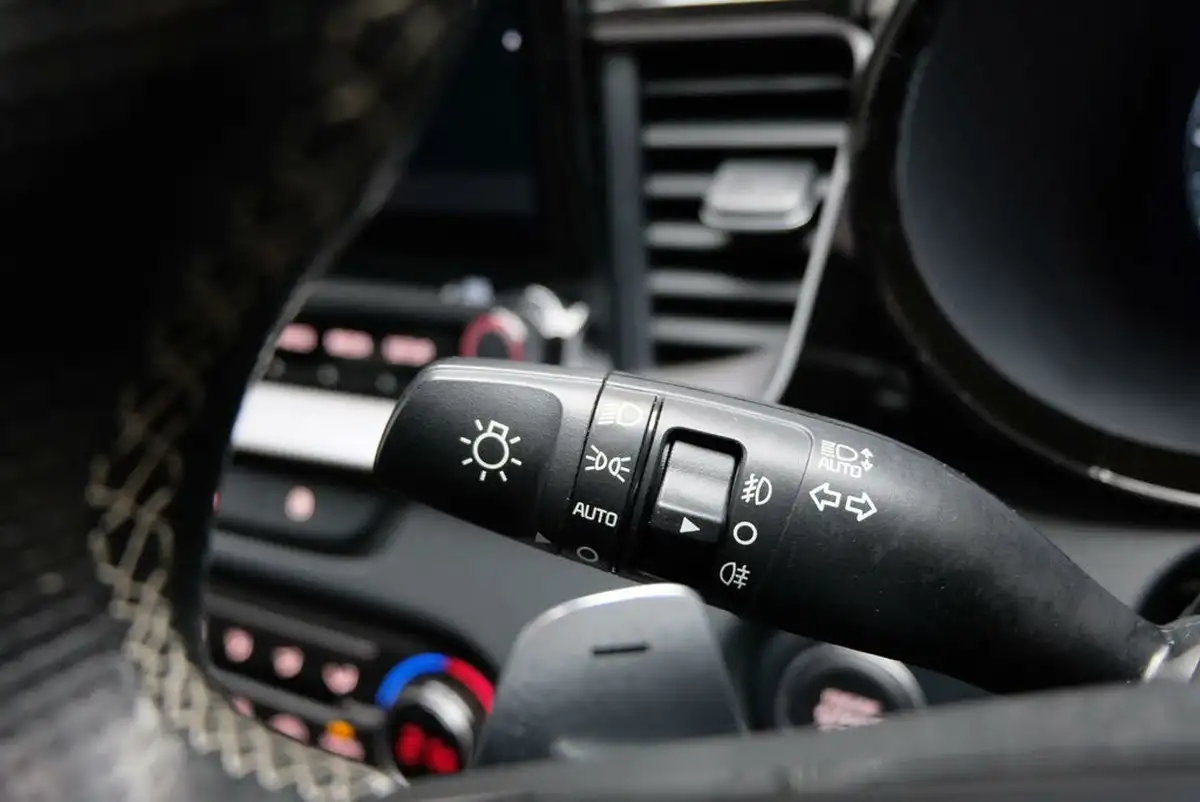 2024-kia-pro-ceed-15-t-gdi-gt-line-s-158bhp-big-17