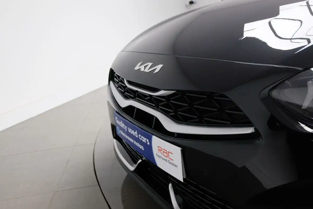 2024-kia-pro-ceed-15-t-gdi-gt-line-s-158bhp-big-41
