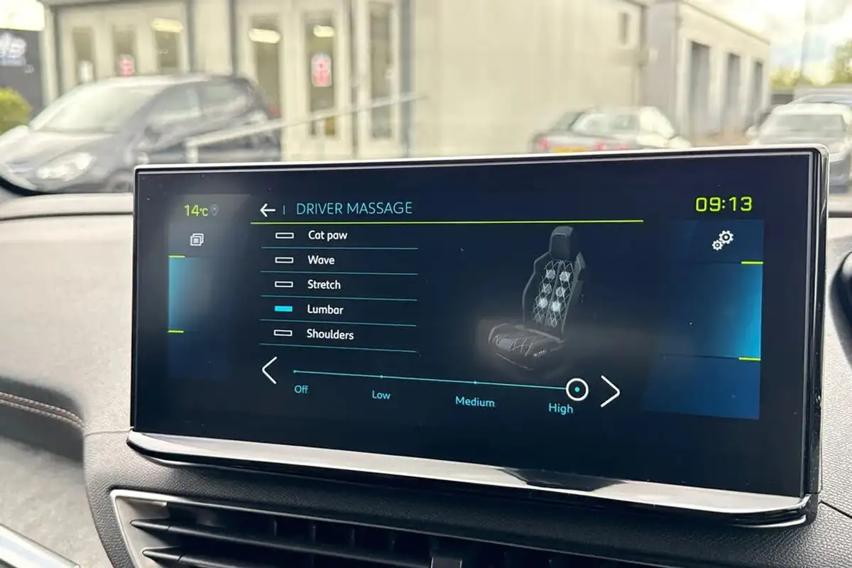 2022-peugeot-3008-suv-16-puretech-gt-225bhp-hybrid-e-eat8-big-57