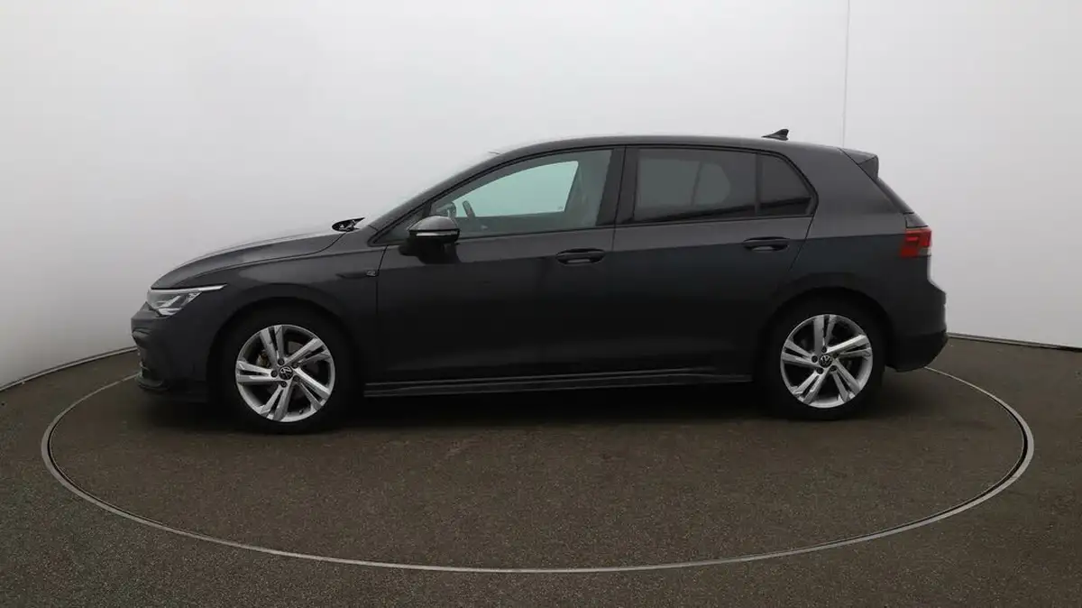 2022-volkswagen-golf-15-tsi-r-line-150ps-hatchback-big-4
