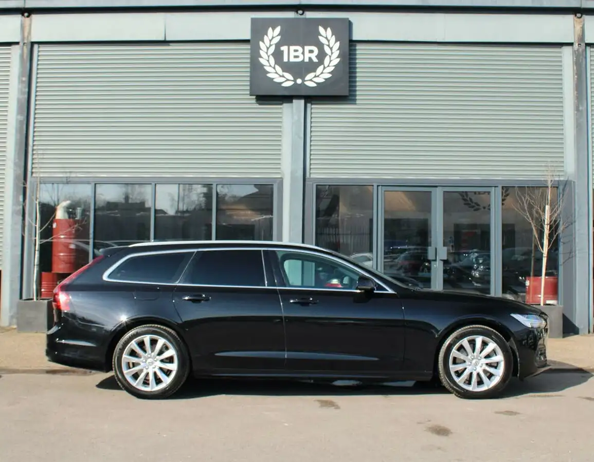 2021-volvo-v90-20td-b4-momentum-big-3