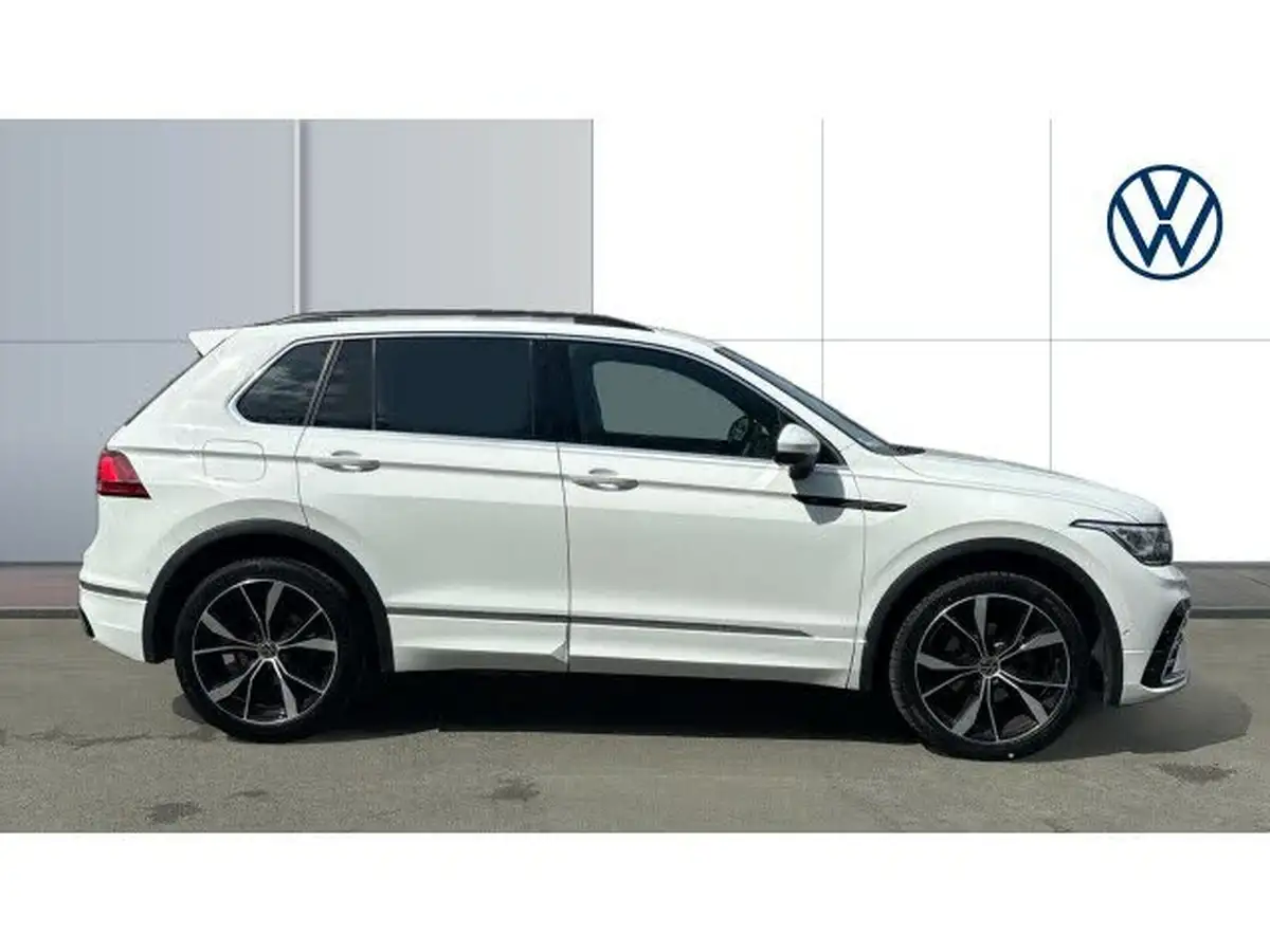 2023-volkswagen-tiguan-15-tsi-r-line-edition-big-3