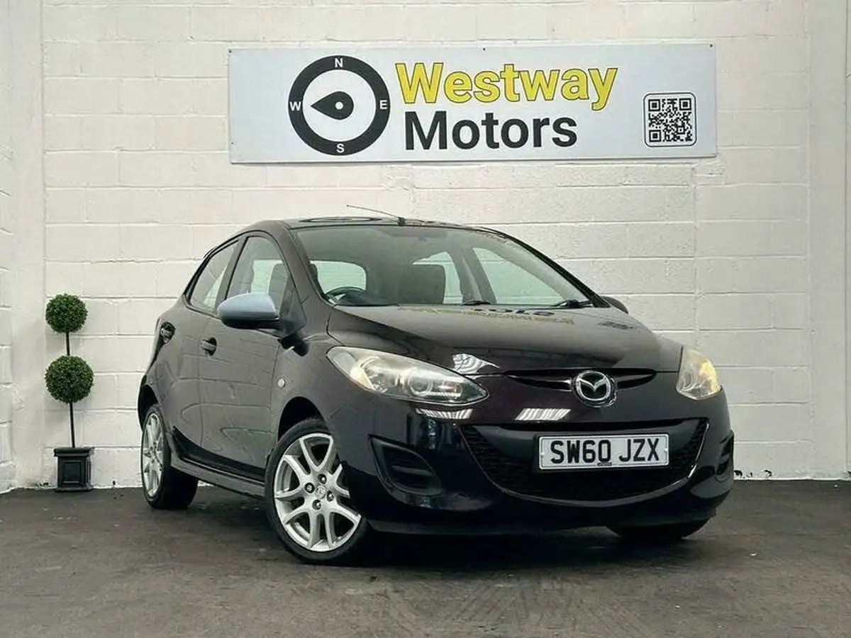 2011-mazda-mazda2-13-tamura-5d-big-0