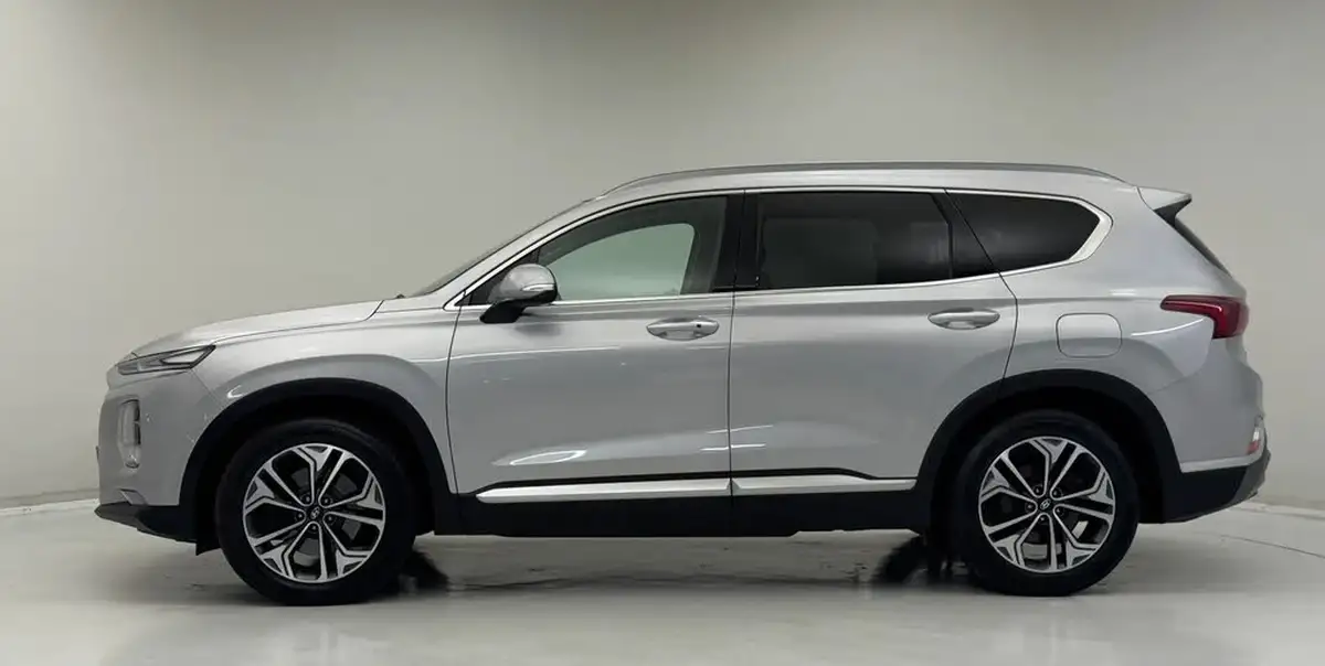 2020-hyundai-santa-fe-22-crdi-premium-se-4wd-big-4