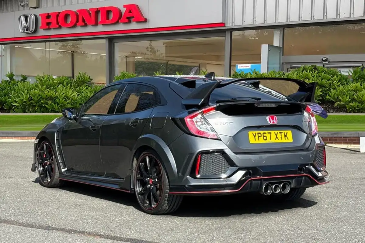 2017-honda-civic-20-i-vtec-type-r-gt-320ps-big-1