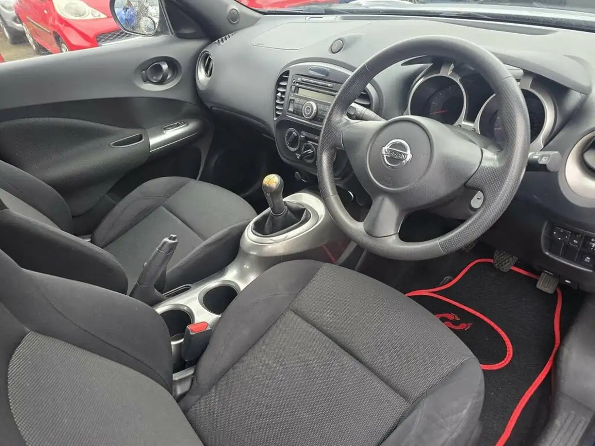 2010-nissan-juke-16-visia-big-9