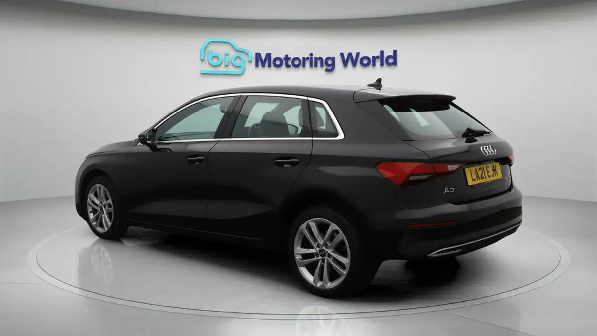 2021-audi-a3-15-35-tfsi-sportback-5d-s-tronic-big-5