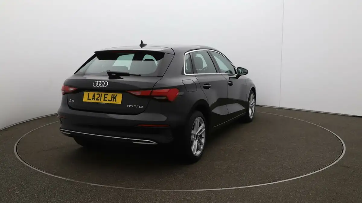 2021-audi-a3-15-35-tfsi-sportback-5d-s-tronic-big-53