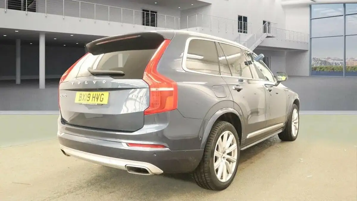 2019-volvo-xc90-20-t8-inscription-384bhp-ss-big-6