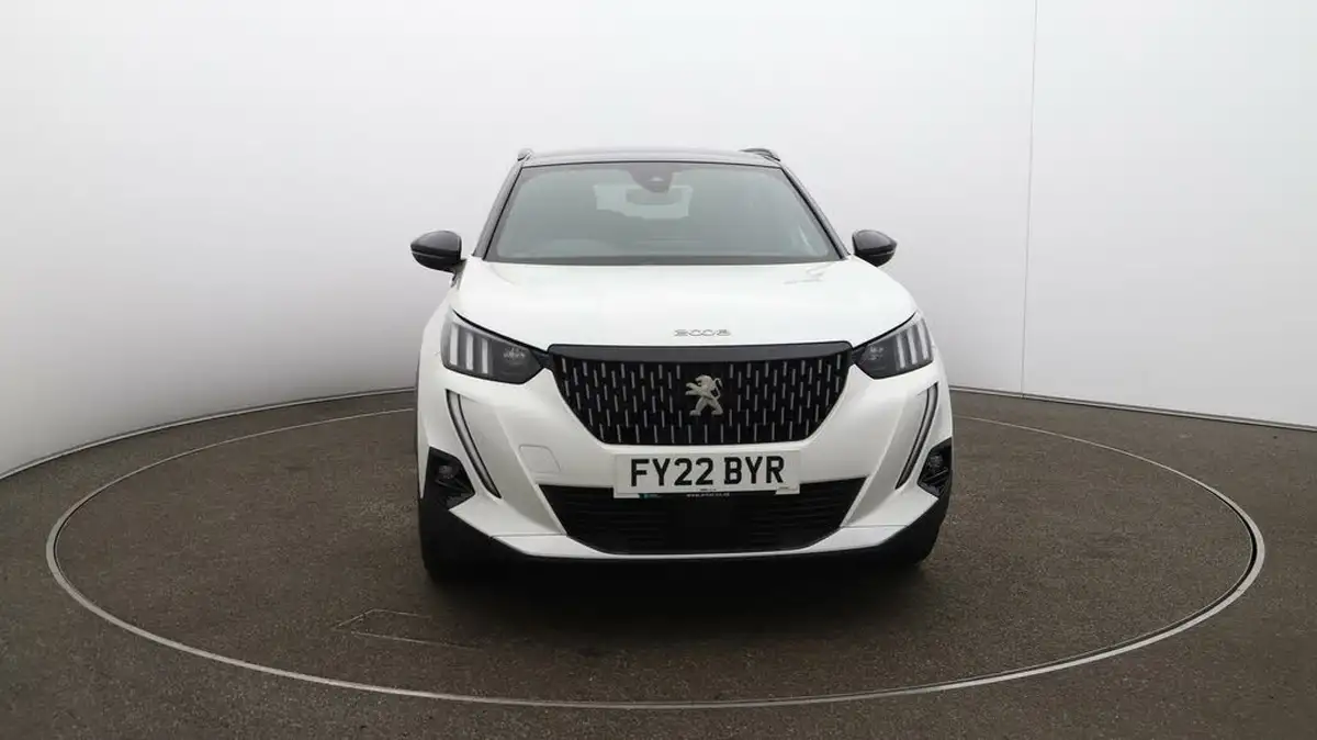 2022-peugeot-2008-suv-12-puretech-gt-big-37