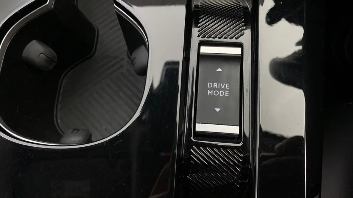 2023-citroen-c5-x-12-puretech-shine-big-29