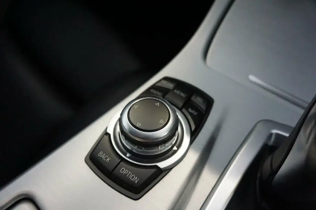 2016-bmw-5-series-30td-530d-m-sport-258bhp-saloon-4d-big-34