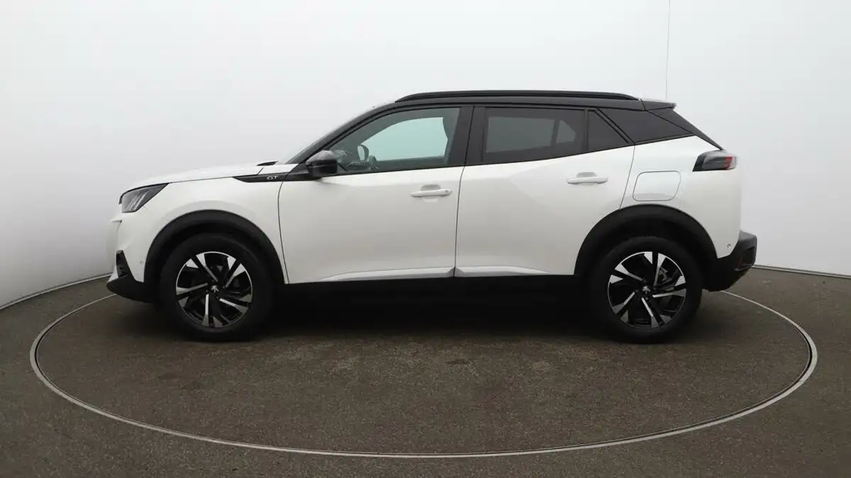 2022-peugeot-2008-suv-12-puretech-gt-big-61