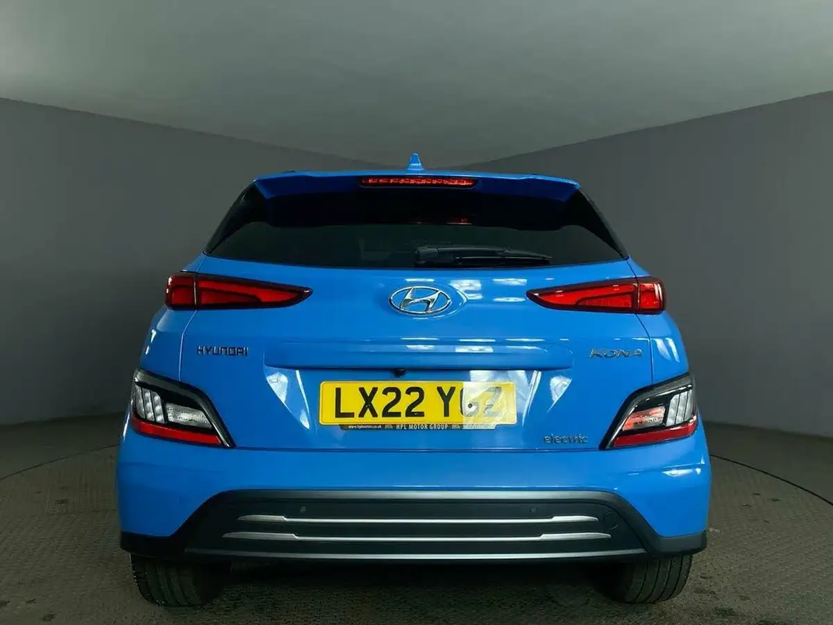 2022-hyundai-kona-e-premium-136ps-39kwh-big-6