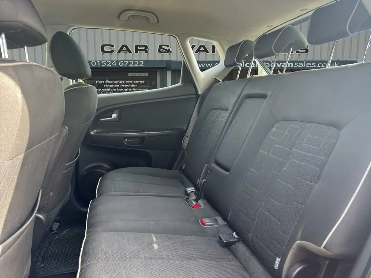 2016-kia-venga-14crdi-2-big-15