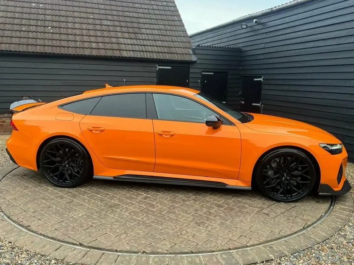 2020-audi-rs7-40-tfsi-carbon-black-big-56