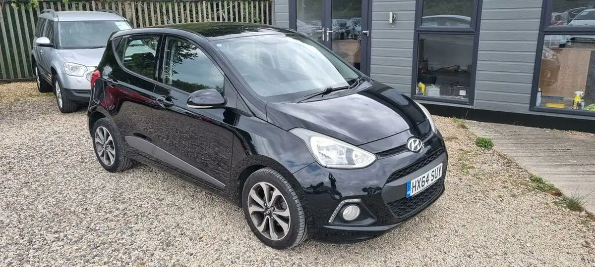 2014-hyundai-i10-12-premium-big-0