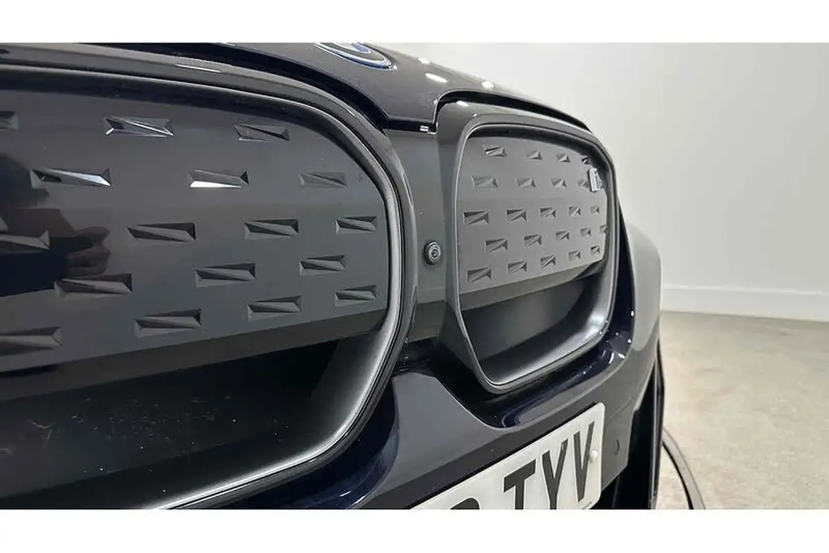 2022-bmw-ix3-e-m-sport-pro-big-17