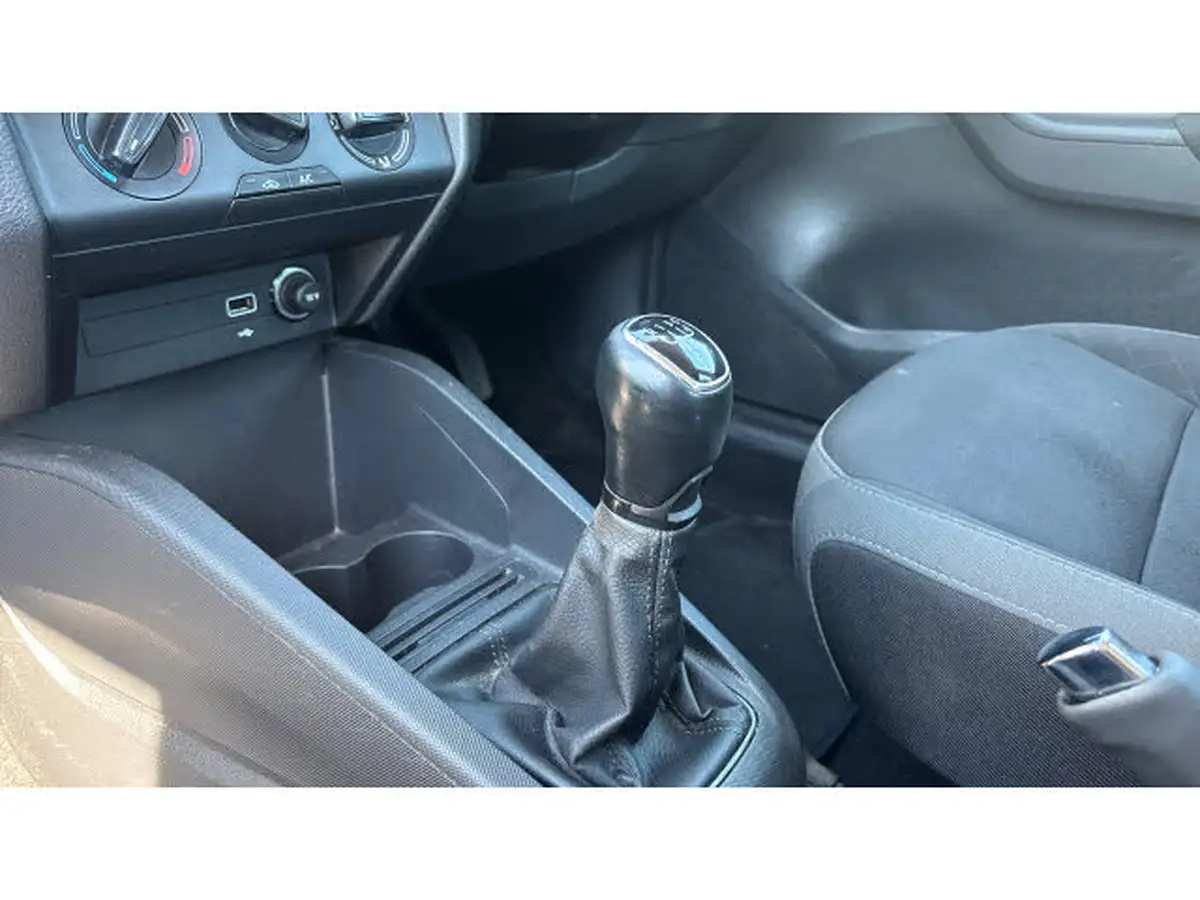 2019-skoda-fabia-10-tsi-colour-edition-big-12