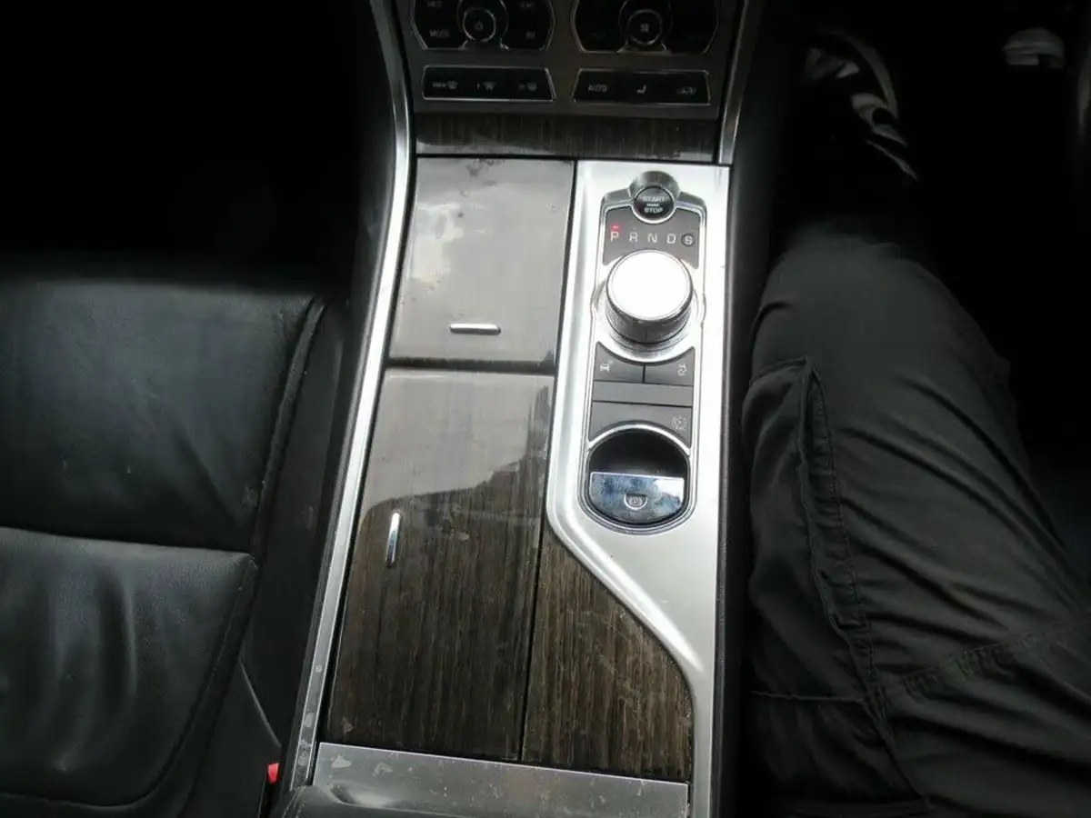 2015-jaguar-xf-22td-luxury-200ps-sportbrake-5d-big-19