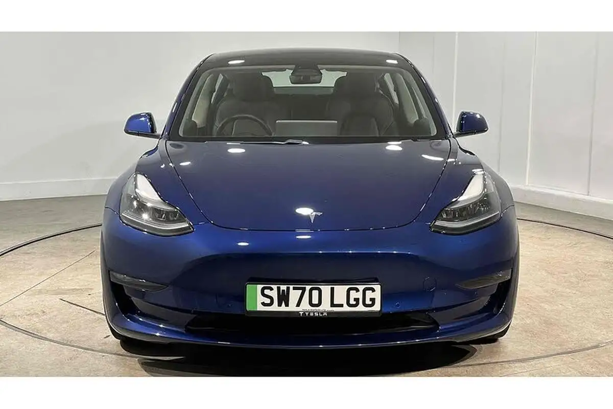 2020-tesla-model-3-e-performance-big-2
