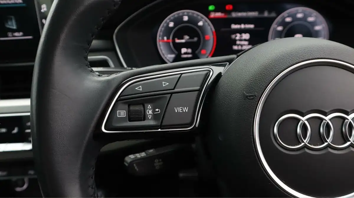 2020-audi-a4-20-35-tdi-technik-big-24
