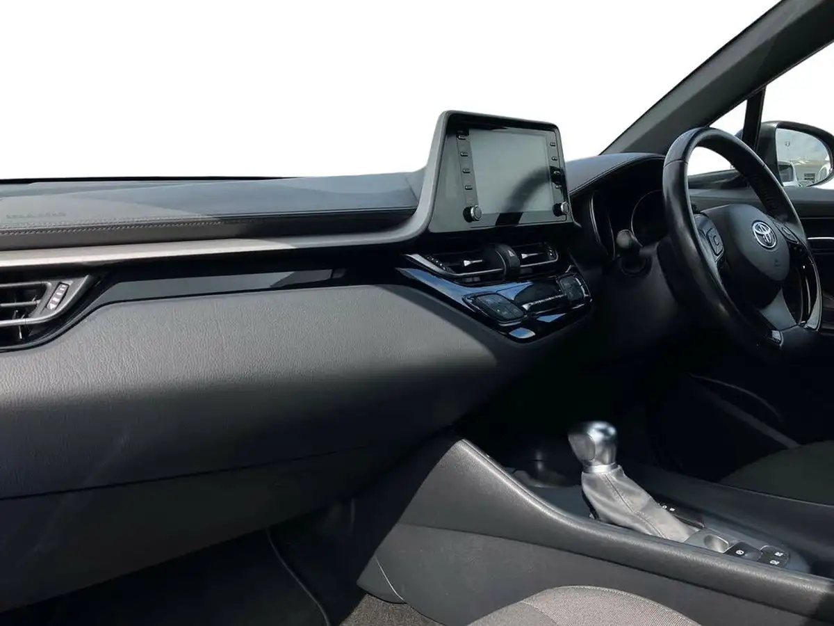 2020-toyota-c-hr-18-vvt-i-icon-parking-pack-big-6