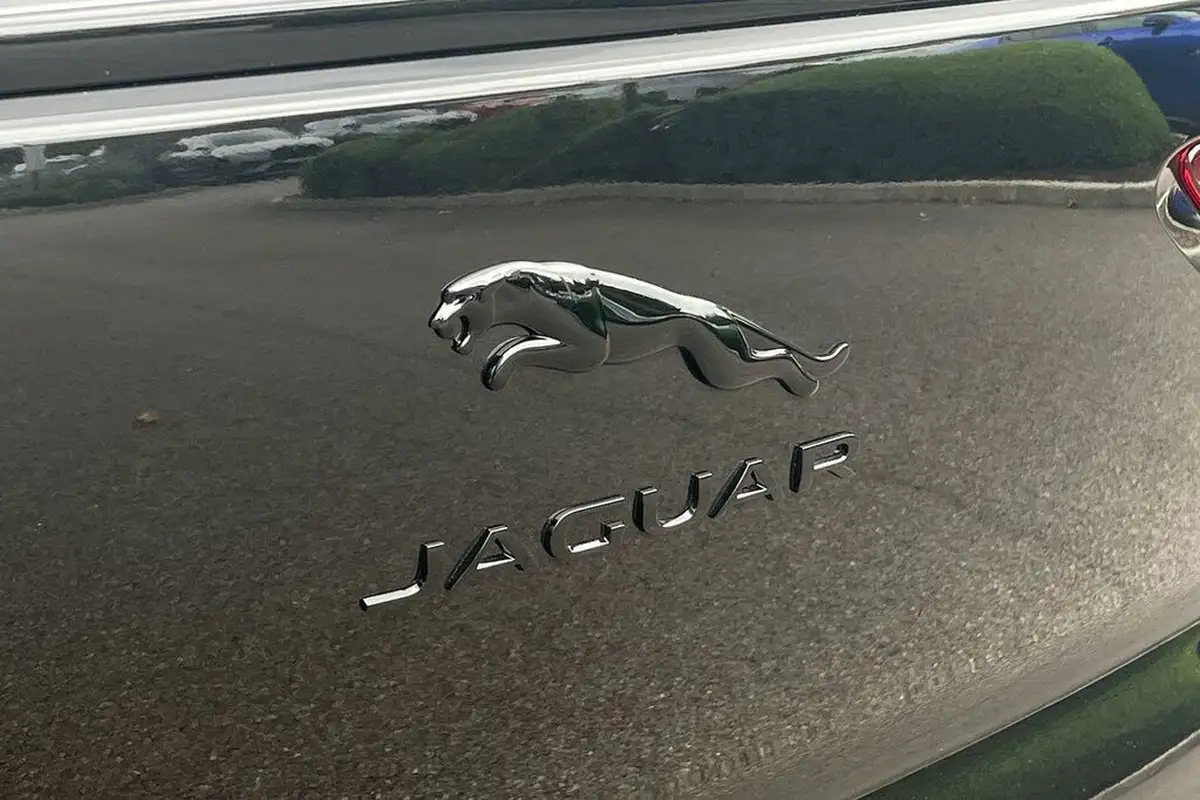 2024-jaguar-i-pace-ev400-400-sport-big-9