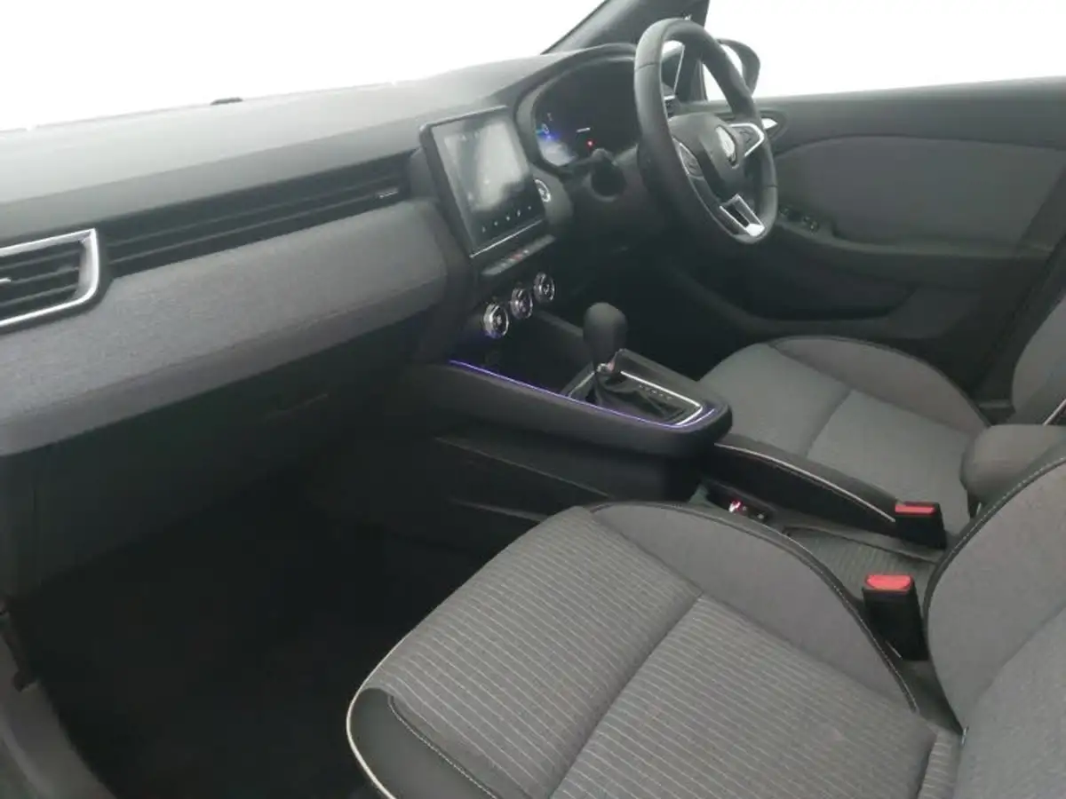 2024-renault-clio-16-techno-big-4