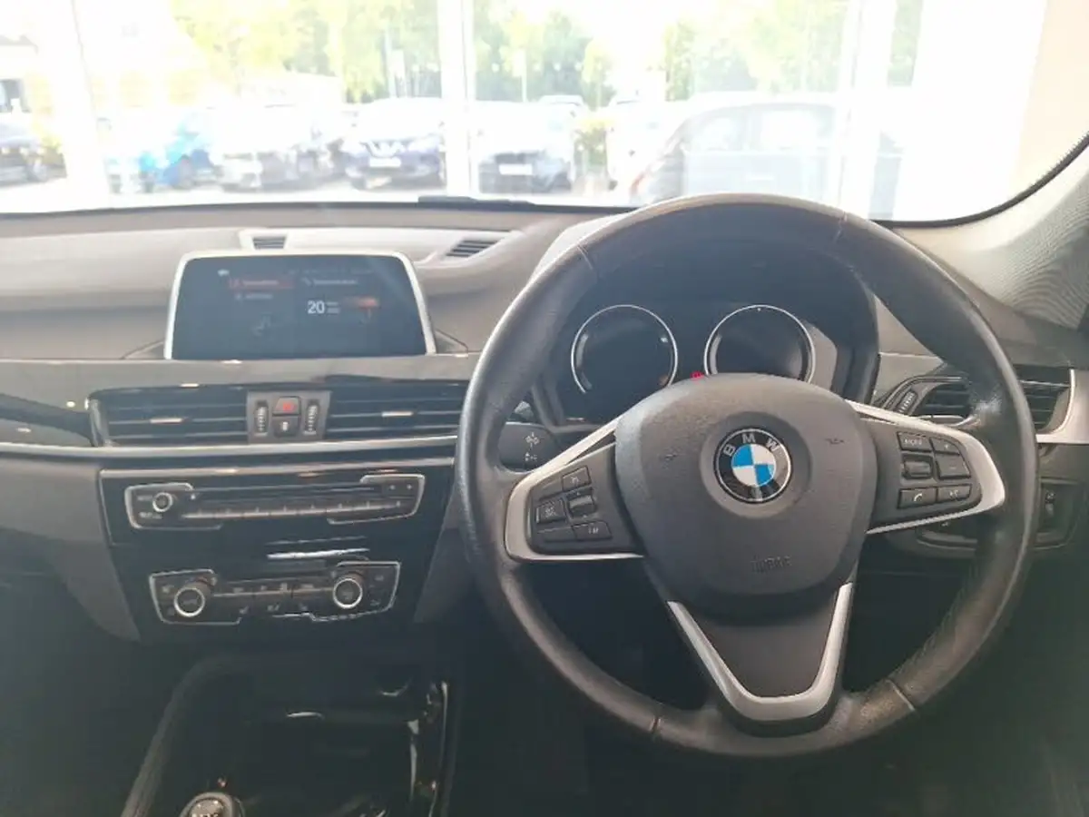 2018-bmw-x1-15-sdrive-18i-xline-134bhp-big-2