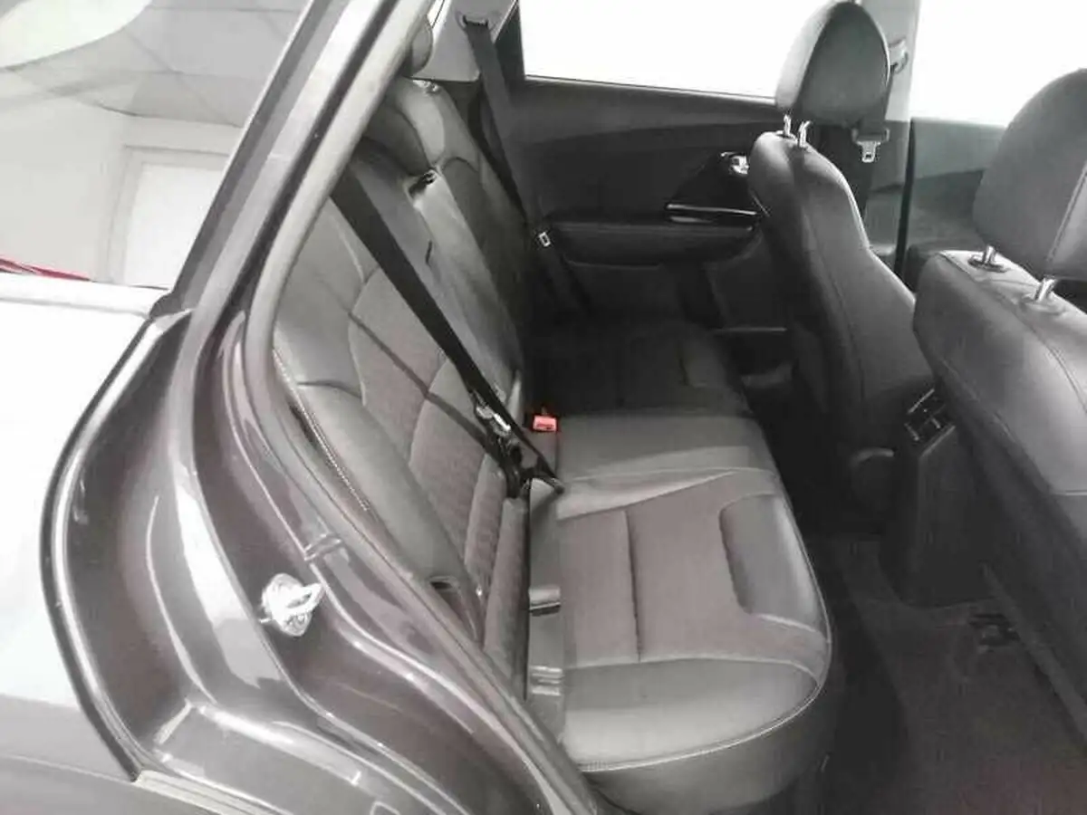 2020-kia-niro-16-gdi-2-big-11