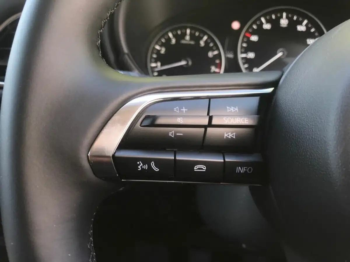 2025-mazda-cx-30-25-e-skyactiv-g-exclusive-line-big-15