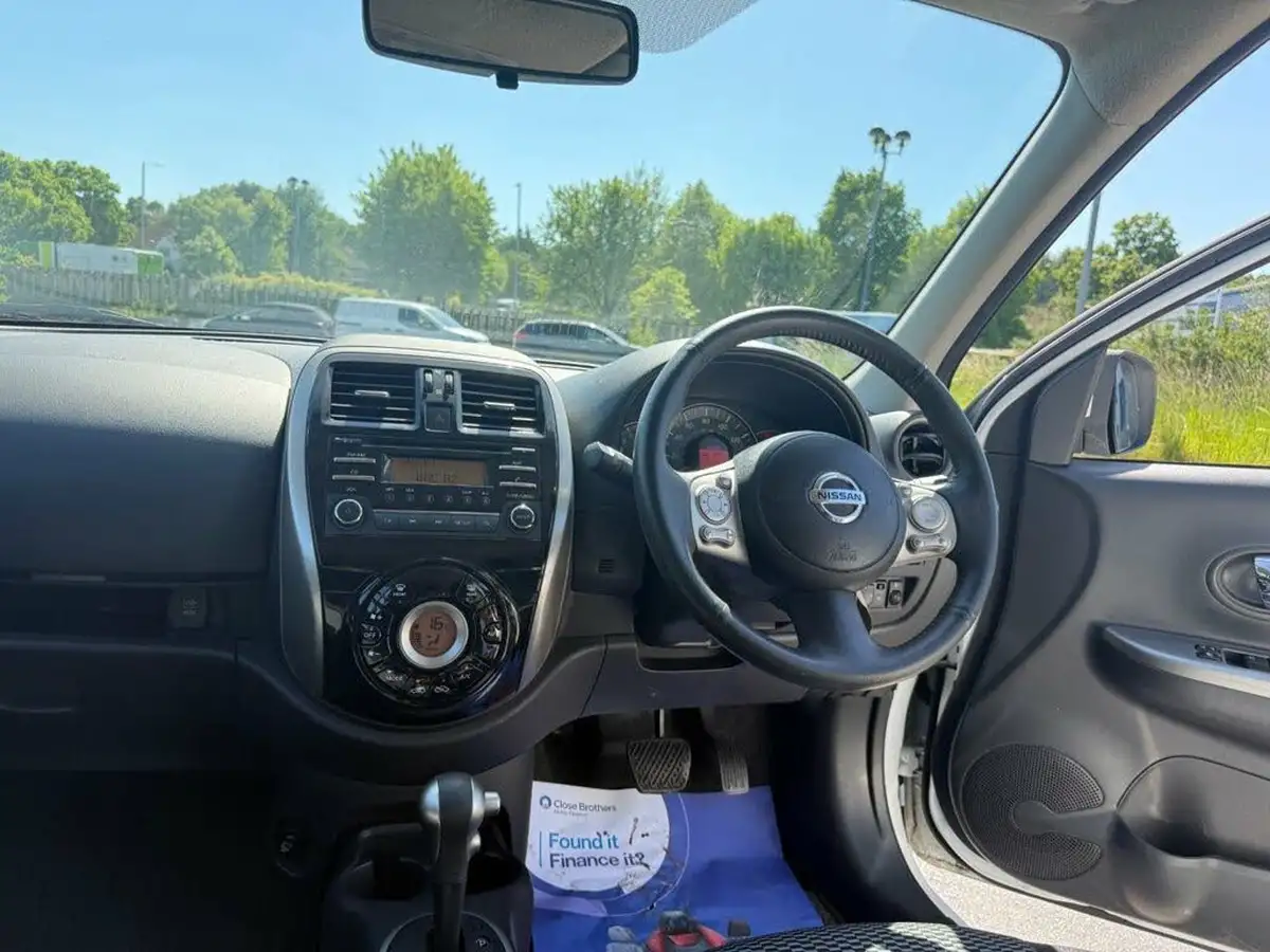 2014-nissan-micra-12-acenta-80ps-cvt-big-44