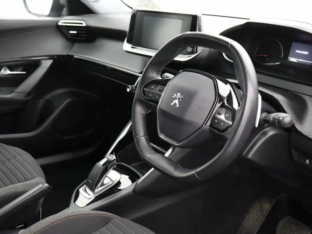 2020-peugeot-2008-suv-12-puretech-active-130bhp-eat8-big-18