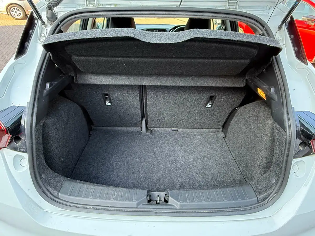 2019-nissan-micra-10-ig-t-acenta-vision-pack-xtronic-big-13