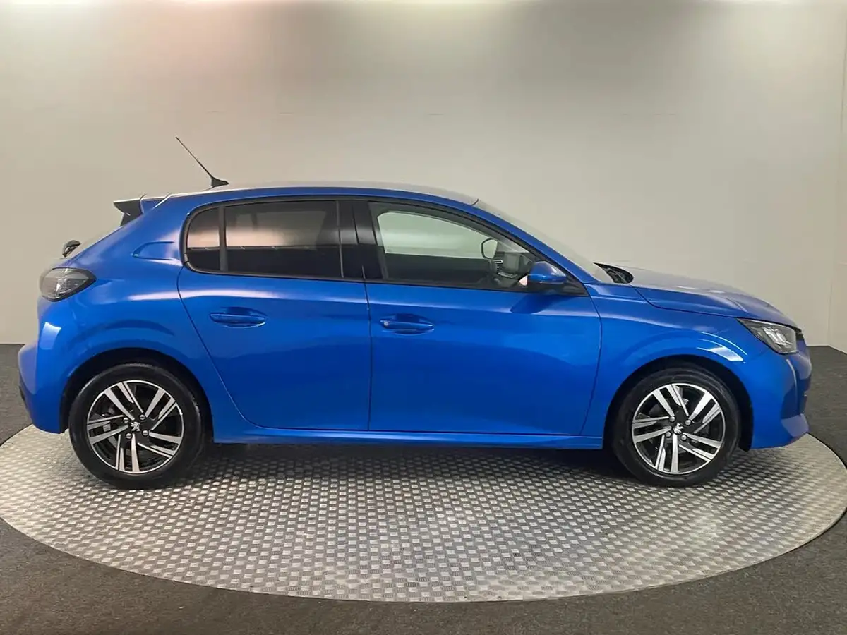 2021-peugeot-208-12-puretech-allure-100bhp-big-2