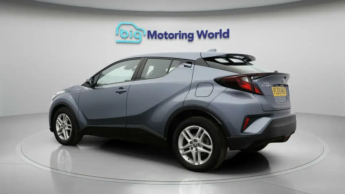 2020-toyota-c-hr-18-vvt-i-icon-parking-pack-big-4